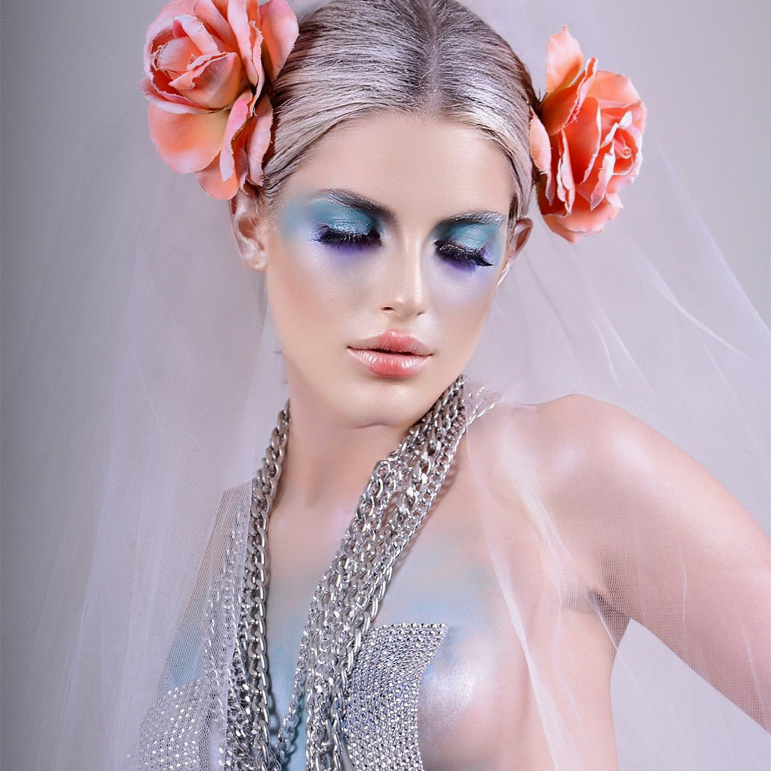 Makeup and Hairstyling Services 1 Samantha Peluso: Your Gateway to Glamour in Venice and Verona Step through the gateway to glamour with Samantha Peluso, your premier makeup artist and hairstylist in Venice and Verona. Samantha's expertise brings out the best in you, ensuring you dazzle on every occasion with bespoke beauty solutions.